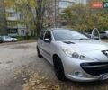 Сірий Пежо 206, об'ємом двигуна 1.4 л та пробігом 197 тис. км за 4699 $, фото 14 на Automoto.ua