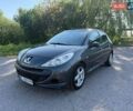 Сірий Пежо 206, об'ємом двигуна 1.4 л та пробігом 330 тис. км за 2850 $, фото 1 на Automoto.ua