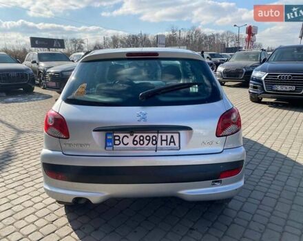 Серый Пежо 206, объемом двигателя 1.4 л и пробегом 137 тыс. км за 3900 $, фото 5 на Automoto.ua