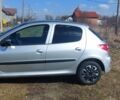 Сірий Пежо 206, об'ємом двигуна 1.4 л та пробігом 175 тис. км за 5200 $, фото 1 на Automoto.ua