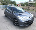 Серый Пежо 206, объемом двигателя 1.4 л и пробегом 228 тыс. км за 3700 $, фото 1 на Automoto.ua