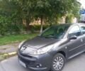 Серый Пежо 206, объемом двигателя 1.4 л и пробегом 180 тыс. км за 4100 $, фото 1 на Automoto.ua