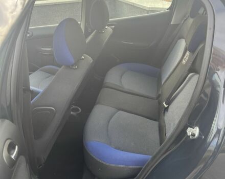 Сірий Пежо 206, об'ємом двигуна 1.4 л та пробігом 116 тис. км за 4800 $, фото 6 на Automoto.ua