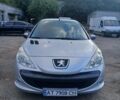 Серый Пежо 206, объемом двигателя 1.4 л и пробегом 211 тыс. км за 4450 $, фото 2 на Automoto.ua