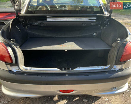 Серый Пежо 206, объемом двигателя 2 л и пробегом 210 тыс. км за 3700 $, фото 9 на Automoto.ua