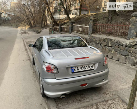 Серый Пежо 206, объемом двигателя 2 л и пробегом 155 тыс. км за 3800 $, фото 3 на Automoto.ua