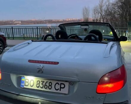 Серый Пежо 206, объемом двигателя 1.6 л и пробегом 306 тыс. км за 2400 $, фото 5 на Automoto.ua