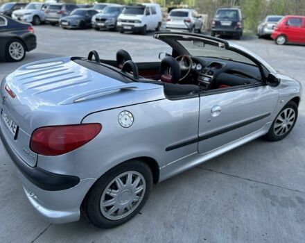 Сірий Пежо 206, об'ємом двигуна 1.6 л та пробігом 216 тис. км за 4000 $, фото 2 на Automoto.ua