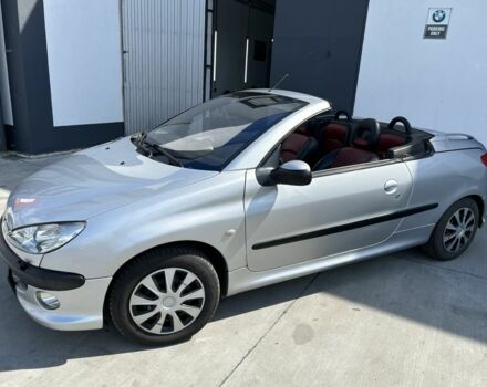 Сірий Пежо 206, об'ємом двигуна 1.6 л та пробігом 216 тис. км за 4000 $, фото 1 на Automoto.ua