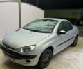 Серый Пежо 206, объемом двигателя 1.6 л и пробегом 306 тыс. км за 2400 $, фото 2 на Automoto.ua