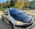 Серый Пежо 206, объемом двигателя 1.6 л и пробегом 220 тыс. км за 2854 $, фото 2 на Automoto.ua