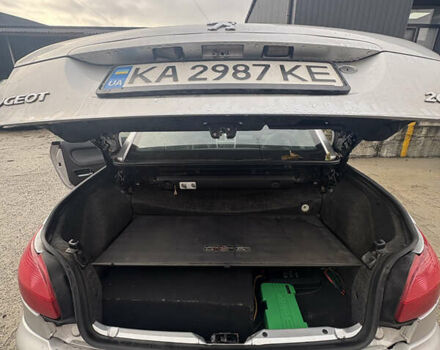 Серый Пежо 206, объемом двигателя 1.59 л и пробегом 220 тыс. км за 2700 $, фото 9 на Automoto.ua