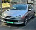 Серый Пежо 206, объемом двигателя 1.6 л и пробегом 3 тыс. км за 3800 $, фото 3 на Automoto.ua