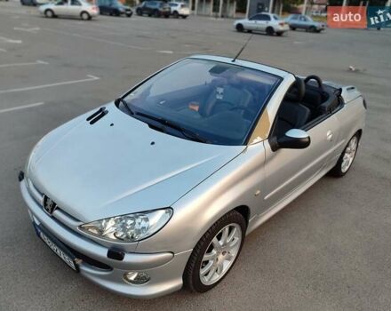 Серый Пежо 206, объемом двигателя 1.6 л и пробегом 182 тыс. км за 3650 $, фото 2 на Automoto.ua