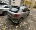 Серый Пежо 206, объемом двигателя 1.4 л и пробегом 300 тыс. км за 3000 $, фото 3 на Automoto.ua