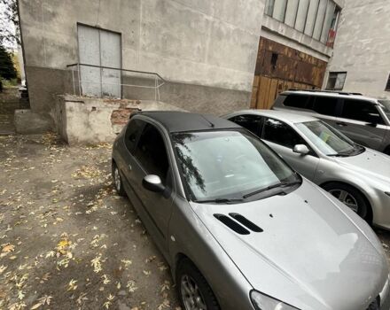 Серый Пежо 206, объемом двигателя 1.4 л и пробегом 300 тыс. км за 3000 $, фото 4 на Automoto.ua