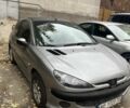 Серый Пежо 206, объемом двигателя 1.4 л и пробегом 300 тыс. км за 3000 $, фото 1 на Automoto.ua