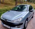Серый Пежо 206, объемом двигателя 1.36 л и пробегом 217 тыс. км за 2600 $, фото 1 на Automoto.ua
