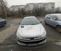 Серый Пежо 206, объемом двигателя 1.4 л и пробегом 285 тыс. км за 2000 $, фото 1 на Automoto.ua