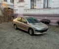 Серый Пежо 206, объемом двигателя 1.36 л и пробегом 183 тыс. км за 3999 $, фото 1 на Automoto.ua