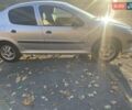 Сірий Пежо 206, об'ємом двигуна 1.36 л та пробігом 230 тис. км за 3200 $, фото 2 на Automoto.ua