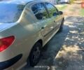 Сірий Пежо 206, об'ємом двигуна 1.36 л та пробігом 195 тис. км за 2000 $, фото 10 на Automoto.ua