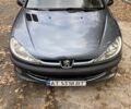 Сірий Пежо 206, об'ємом двигуна 1.36 л та пробігом 388 тис. км за 2000 $, фото 1 на Automoto.ua