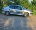 Сірий Пежо 206, об'ємом двигуна 1.36 л та пробігом 238 тис. км за 2800 $, фото 1 на Automoto.ua