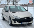 Серый Пежо 206, объемом двигателя 1.36 л и пробегом 219 тыс. км за 2999 $, фото 1 на Automoto.ua