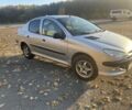 Серый Пежо 206, объемом двигателя 1.4 л и пробегом 262 тыс. км за 3500 $, фото 1 на Automoto.ua