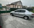 Сірий Пежо 206, об'ємом двигуна 1.36 л та пробігом 295 тис. км за 2900 $, фото 7 на Automoto.ua