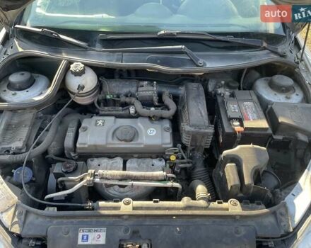 Серый Пежо 206, объемом двигателя 1.36 л и пробегом 150 тыс. км за 3500 $, фото 23 на Automoto.ua