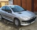 Сірий Пежо 206, об'ємом двигуна 1.4 л та пробігом 200 тис. км за 5200 $, фото 1 на Automoto.ua