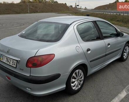 Сірий Пежо 206, об'ємом двигуна 1.36 л та пробігом 88 тис. км за 3500 $, фото 5 на Automoto.ua