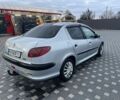 Серый Пежо 206, объемом двигателя 1.4 л и пробегом 250 тыс. км за 1900 $, фото 4 на Automoto.ua