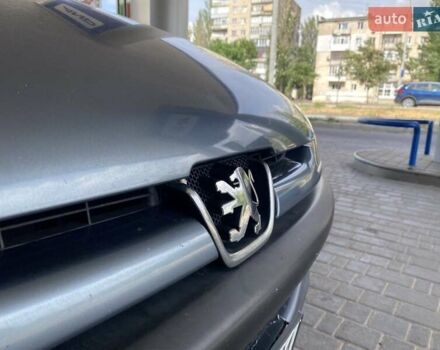 Сірий Пежо 206, об'ємом двигуна 1.36 л та пробігом 245 тис. км за 4499 $, фото 17 на Automoto.ua