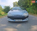 Серый Пежо 206, объемом двигателя 1.36 л и пробегом 170 тыс. км за 2600 $, фото 2 на Automoto.ua
