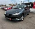Сірий Пежо 206, об'ємом двигуна 1.4 л та пробігом 158 тис. км за 3990 $, фото 1 на Automoto.ua