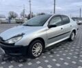 Серый Пежо 206, объемом двигателя 1.4 л и пробегом 250 тыс. км за 1900 $, фото 17 на Automoto.ua