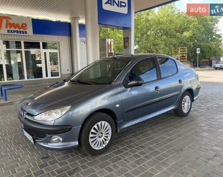 Сірий Пежо 206, об'ємом двигуна 1.36 л та пробігом 245 тис. км за 4499 $, фото 8 на Automoto.ua