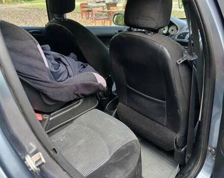 Пежо 206 2008 в Золочев на Automoto.ua Серый Пежо 206, объемом двигателя 1.36 л и пробегом 268 тыс. км за 3000 $, фото 13 на Automoto.ua