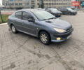 Серый Пежо 206, объемом двигателя 1.36 л и пробегом 141 тыс. км за 3700 $, фото 2 на Automoto.ua