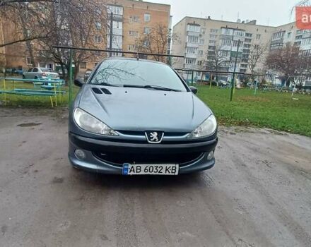Серый Пежо 206, объемом двигателя 1.36 л и пробегом 234 тыс. км за 3000 $, фото 11 на Automoto.ua