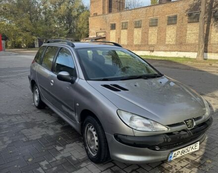Серый Пежо 206, объемом двигателя 1.4 л и пробегом 202 тыс. км за 2499 $, фото 3 на Automoto.ua