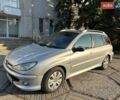 Серый Пежо 206, объемом двигателя 1.59 л и пробегом 240 тыс. км за 3300 $, фото 1 на Automoto.ua