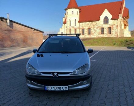 Сірий Пежо 206, об'ємом двигуна 1.4 л та пробігом 280 тис. км за 3300 $, фото 1 на Automoto.ua