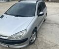 Серый Пежо 206, объемом двигателя 1.4 л и пробегом 333 тыс. км за 3115 $, фото 1 на Automoto.ua