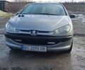 Серый Пежо 206, объемом двигателя 1.4 л и пробегом 330 тыс. км за 3600 $, фото 6 на Automoto.ua