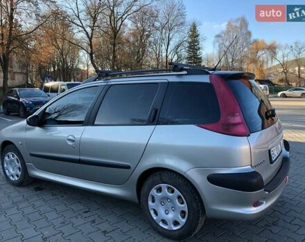Серый Пежо 206, объемом двигателя 1.4 л и пробегом 280 тыс. км за 3300 $, фото 5 на Automoto.ua