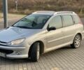 Серый Пежо 206, объемом двигателя 1.59 л и пробегом 276 тыс. км за 2200 $, фото 1 на Automoto.ua